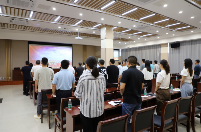 強國復興有我〡交通產(chǎn)業(yè)集團富港板塊開展“喜迎二十大，安全共守護”道德講堂活動